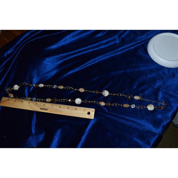 Premier Designs Gold Tone Link Necklace Gold White Clear Beads - Picture 4 of 7